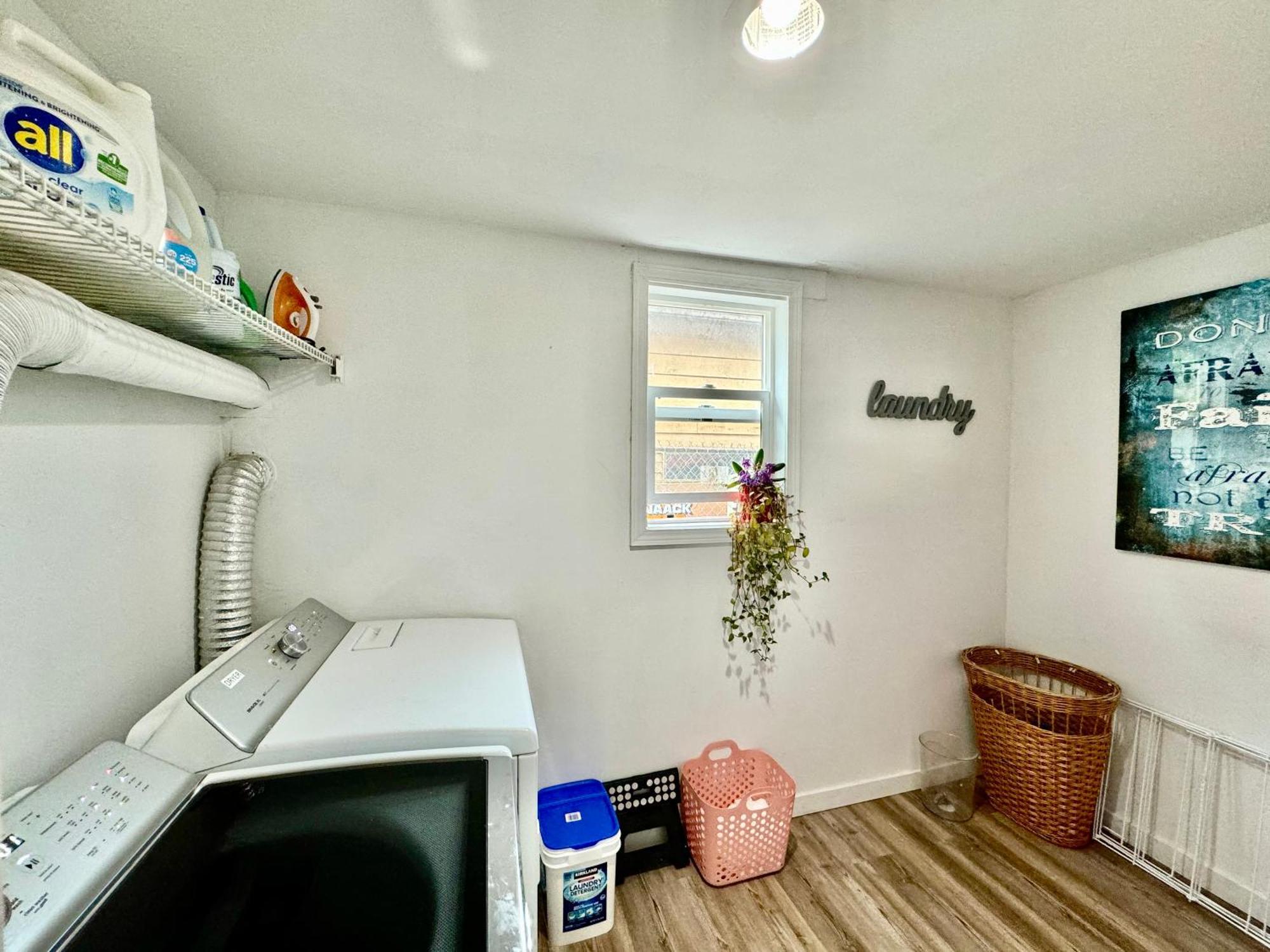 Private Room With Two Twin Beds Air Conditioning And Shared Bathrooms Located Near Seatac Airport And Downtown Seattle Buitenkant foto